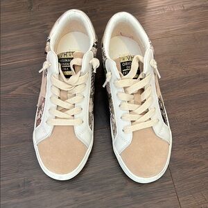 Beige and White Women's Sneakers